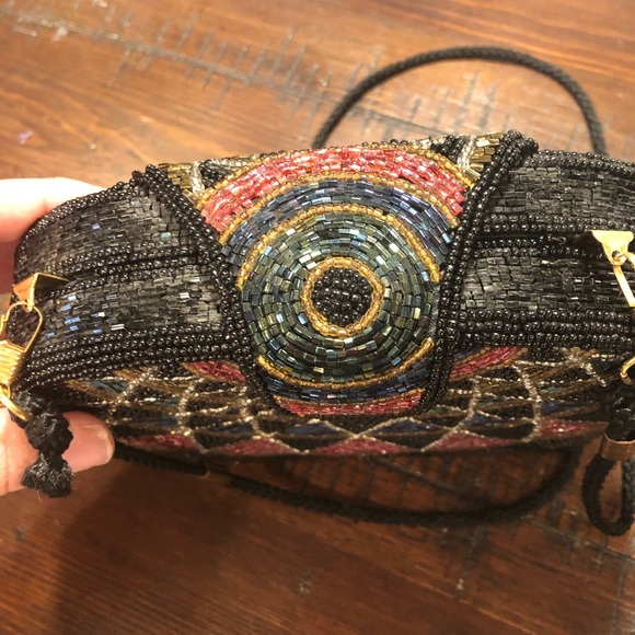 Vintage Beaded Snap-Closure Handbag - Picture 3 of 7